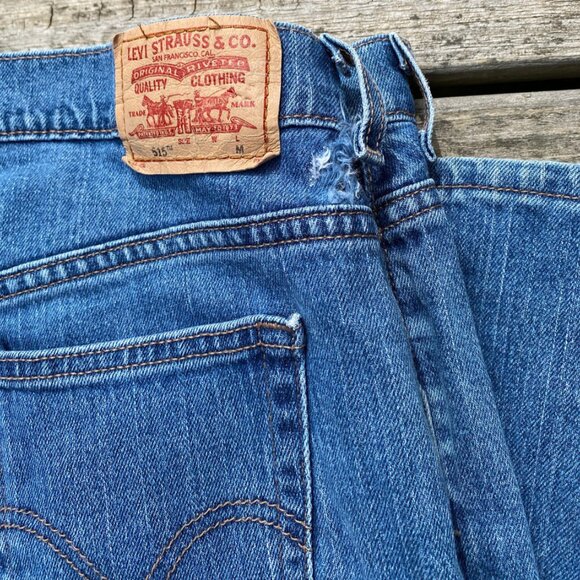 LEVI'S 515 BOOT CUT Womens Blue JEANS Size 10M ( 32 x 30.5 ) - Picture 5 of 16